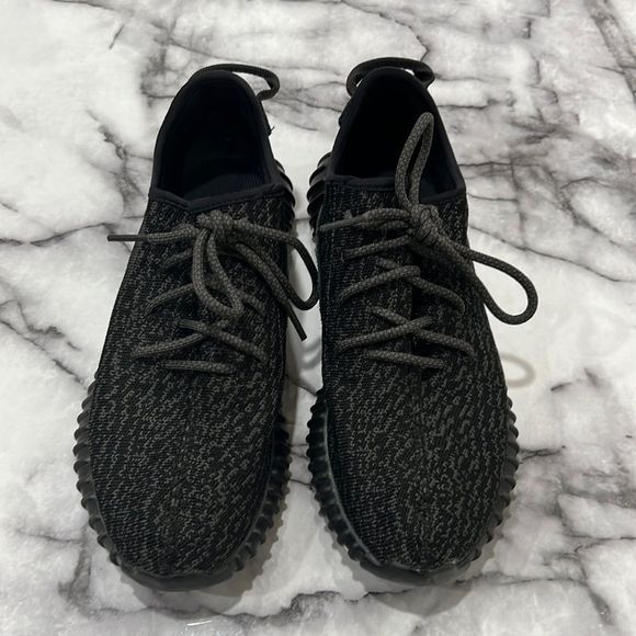 1000% Auth 2015 Yeezy Boost 350 ‘Pirate Black’ 2015 Size 8.5 main image 6